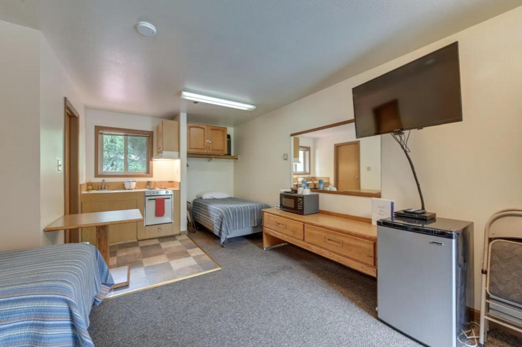 Alpine Inn Motel Cooper Landing Экстерьер фото
